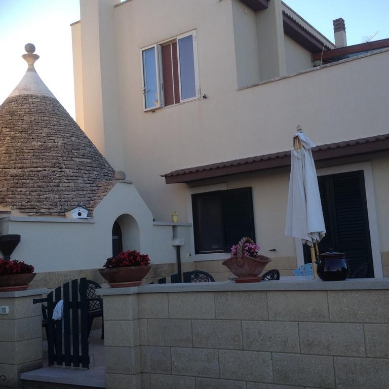 Bed and Breakfast Casa Delle Rondini Альберобелло Экстерьер фото