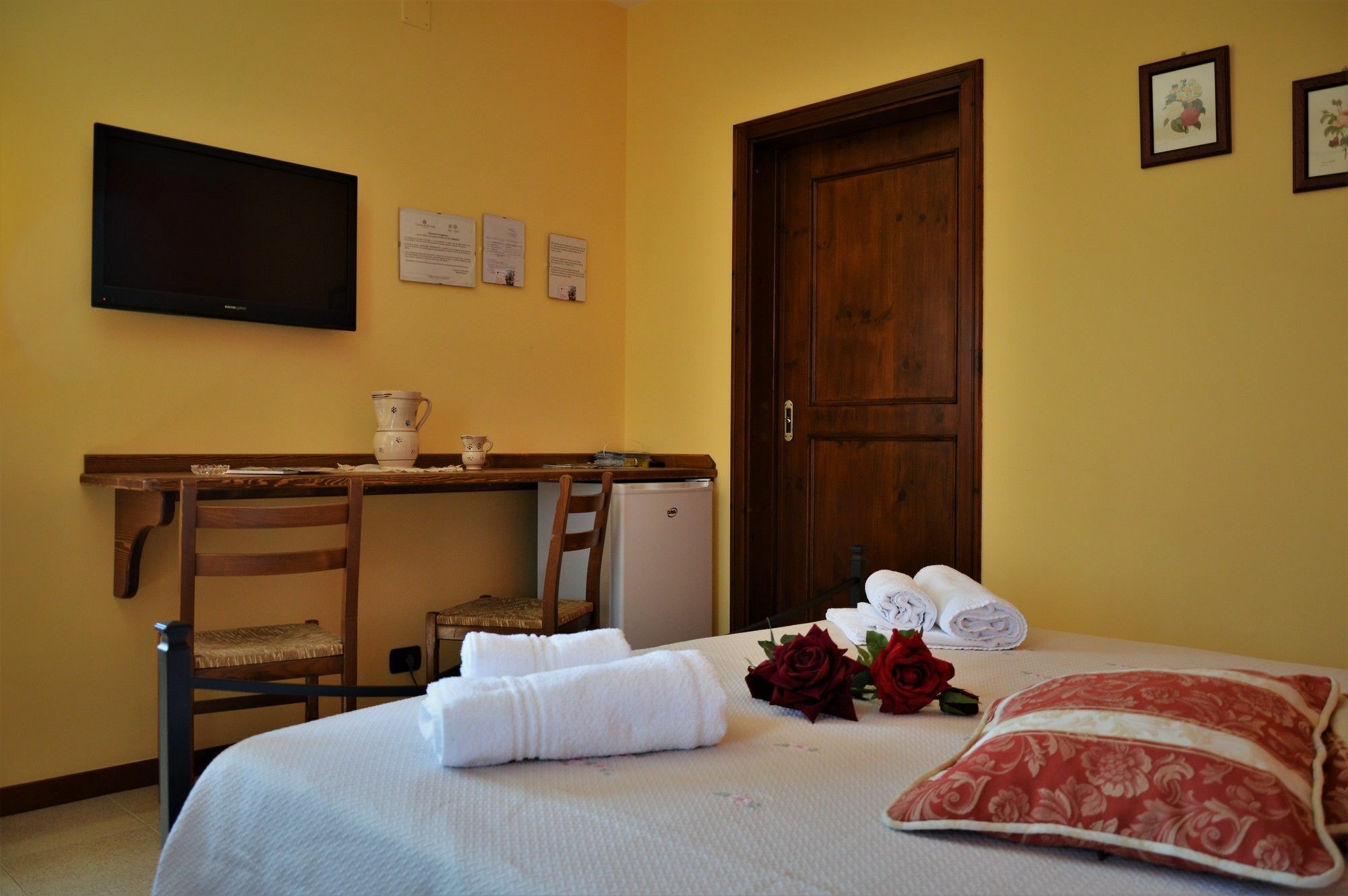 Bed and Breakfast Casa Delle Rondini Альберобелло Экстерьер фото
